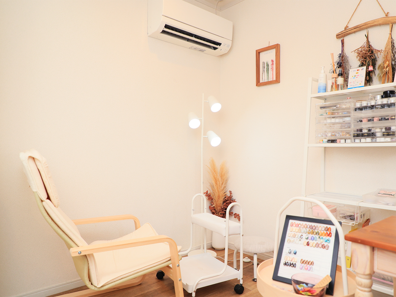 nail salon bright（ネイルサロンブライト）